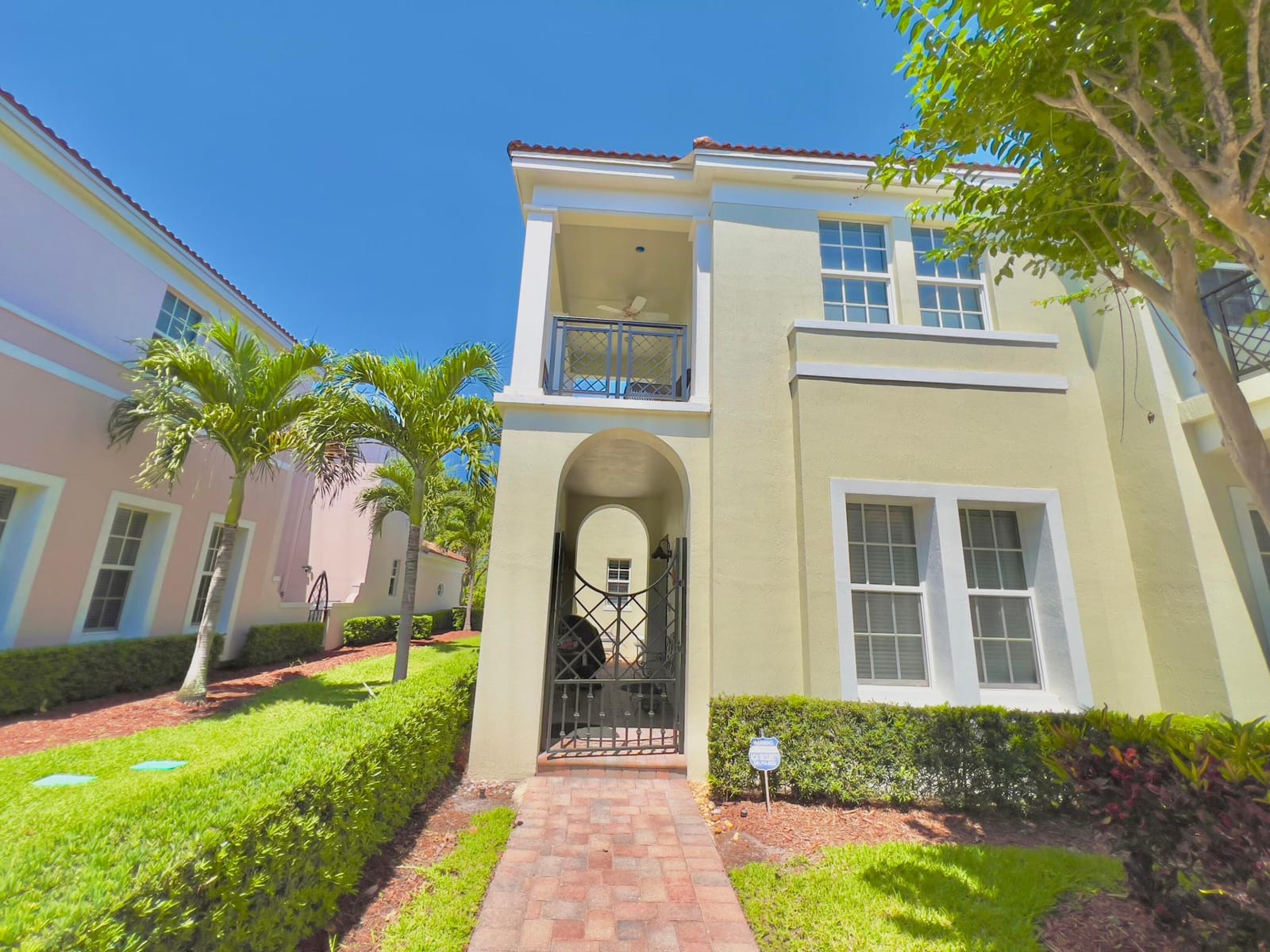 8300 NW 9th Avenue, Boca Raton, FL 33487
