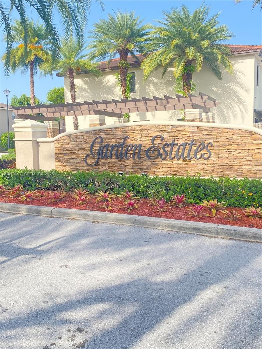 11860 SW 154th Avenue, Miami, FL 33196
