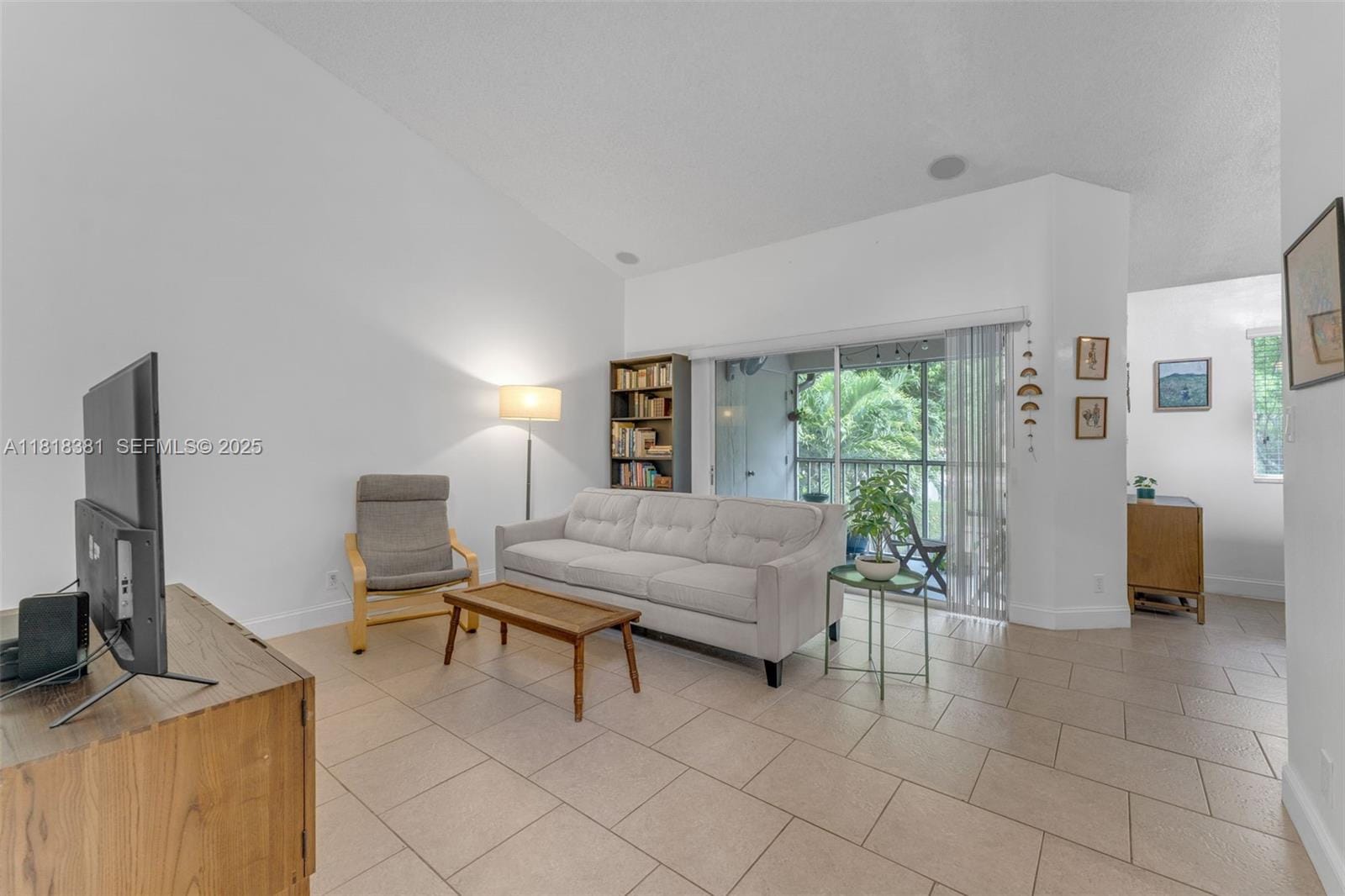 9550 SW 140th Court 9550, Miami, FL 33186 photo 2