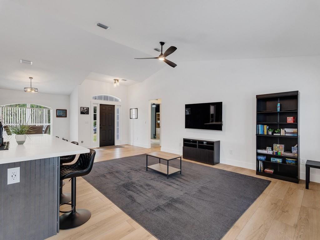 409 Bywood Avenue — photo 12