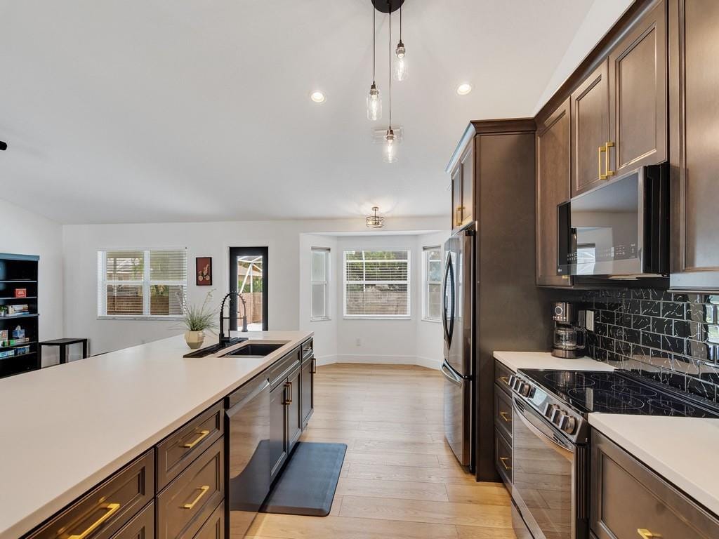 409 Bywood Avenue — photo 8