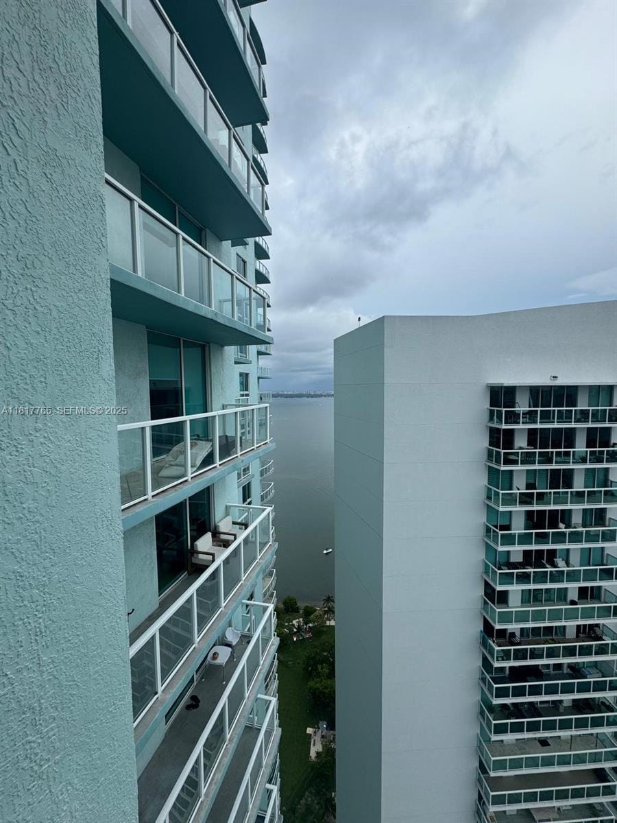 1900 N Bayshore Drive 3909 — photo 9