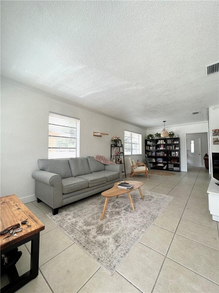 225 E 41st Street, Hialeah, FL 33013 - photo 1 of 15