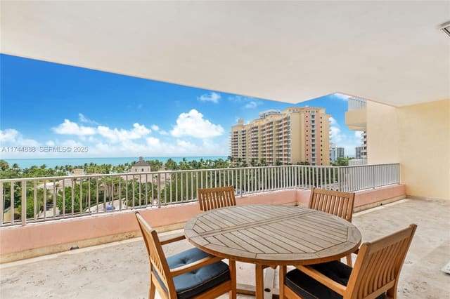 785 Crandon Boulevard 705/805, Key Biscayne, FL 33149