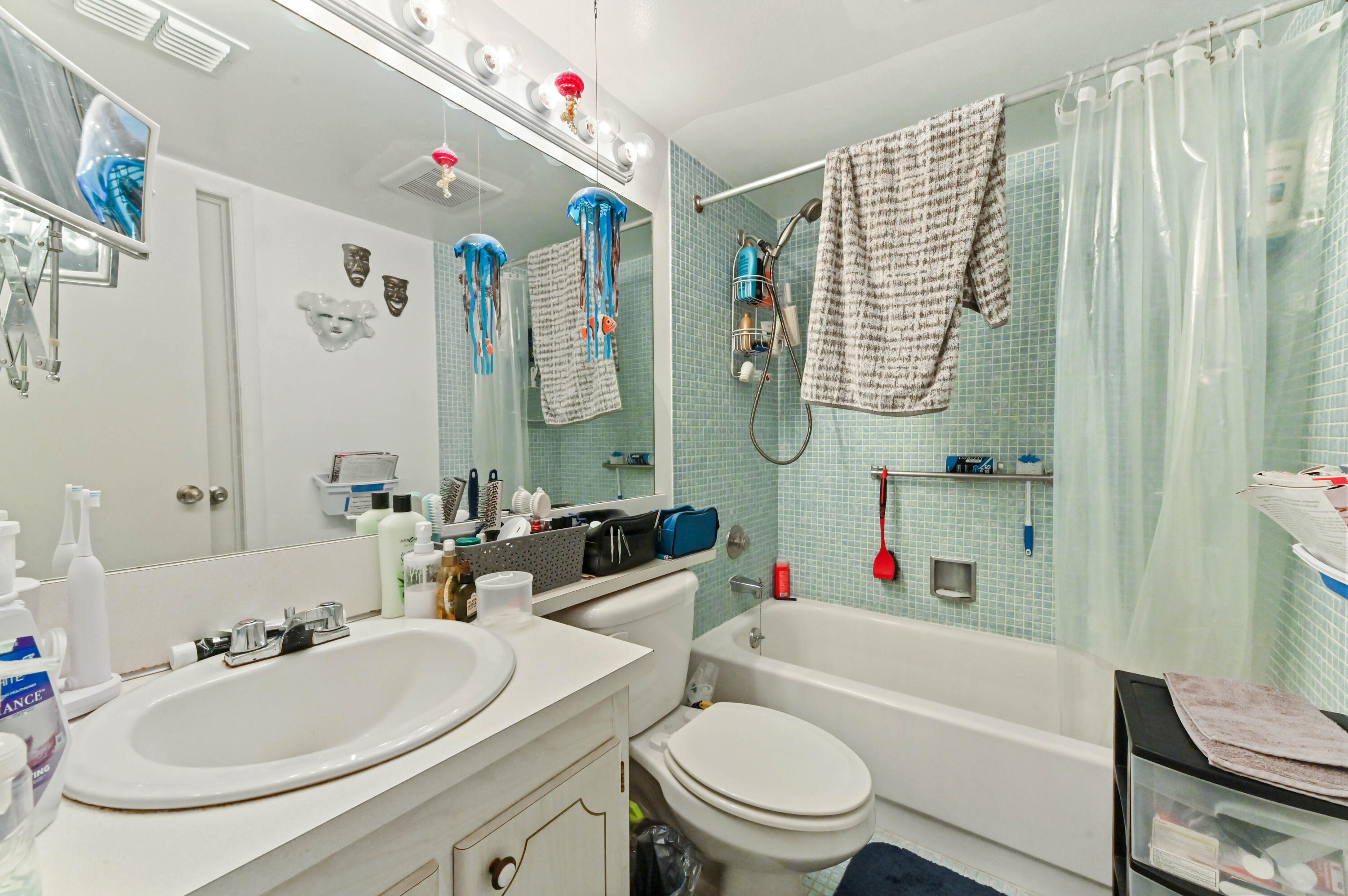 203 Ellesmere D — photo 6