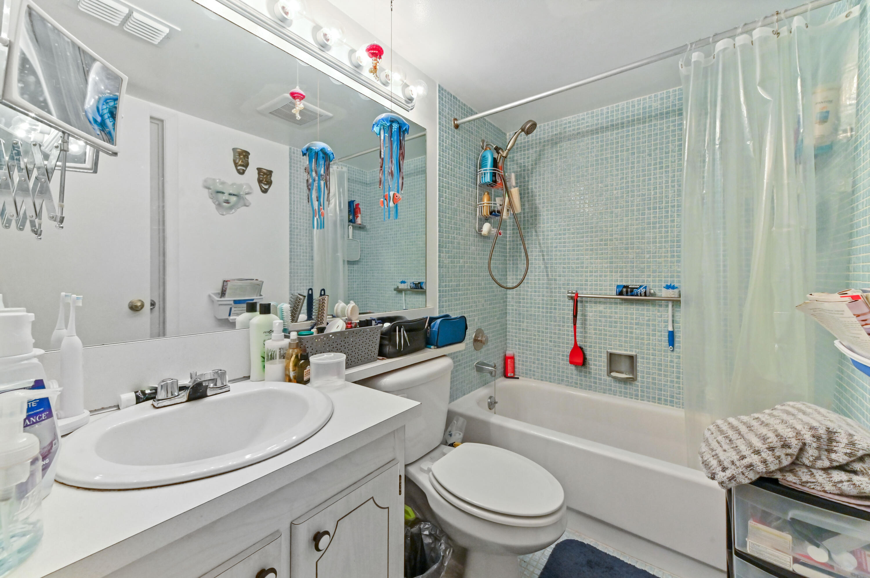203 Ellesmere D — photo 8