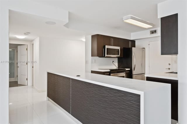 800 NE 195th Street 204, sold in Canongate Condo No One, Miami, FL