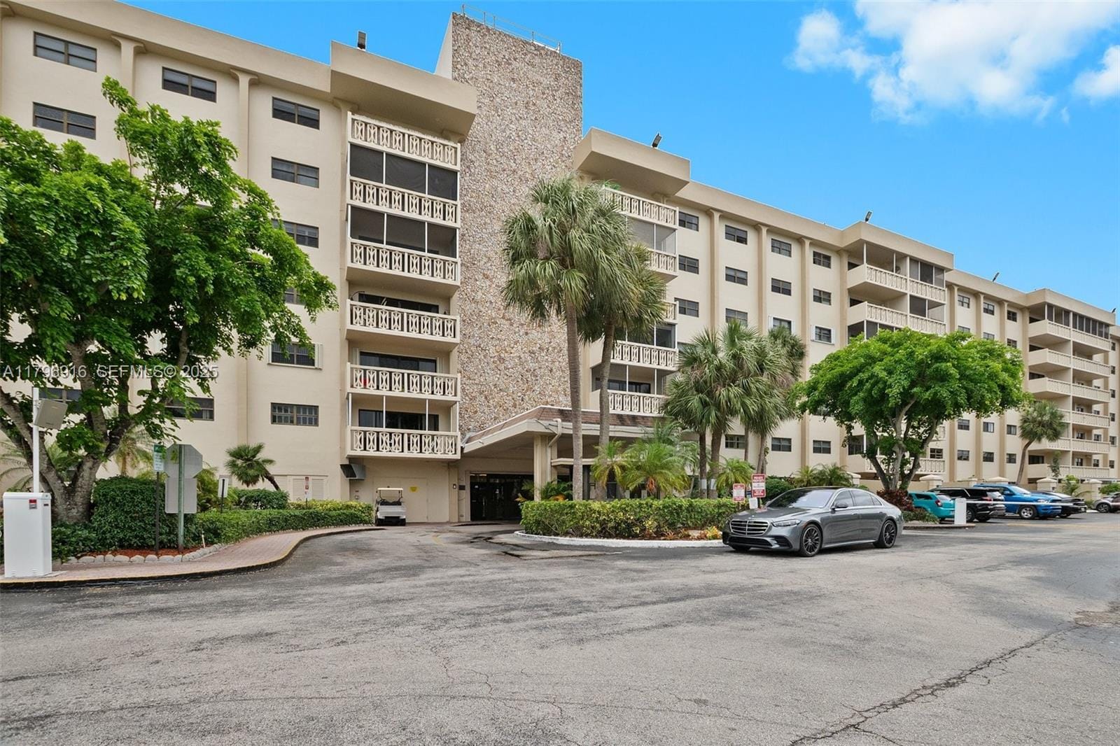 800 NE 195th Street 204, Miami, FL 33179 photo 23