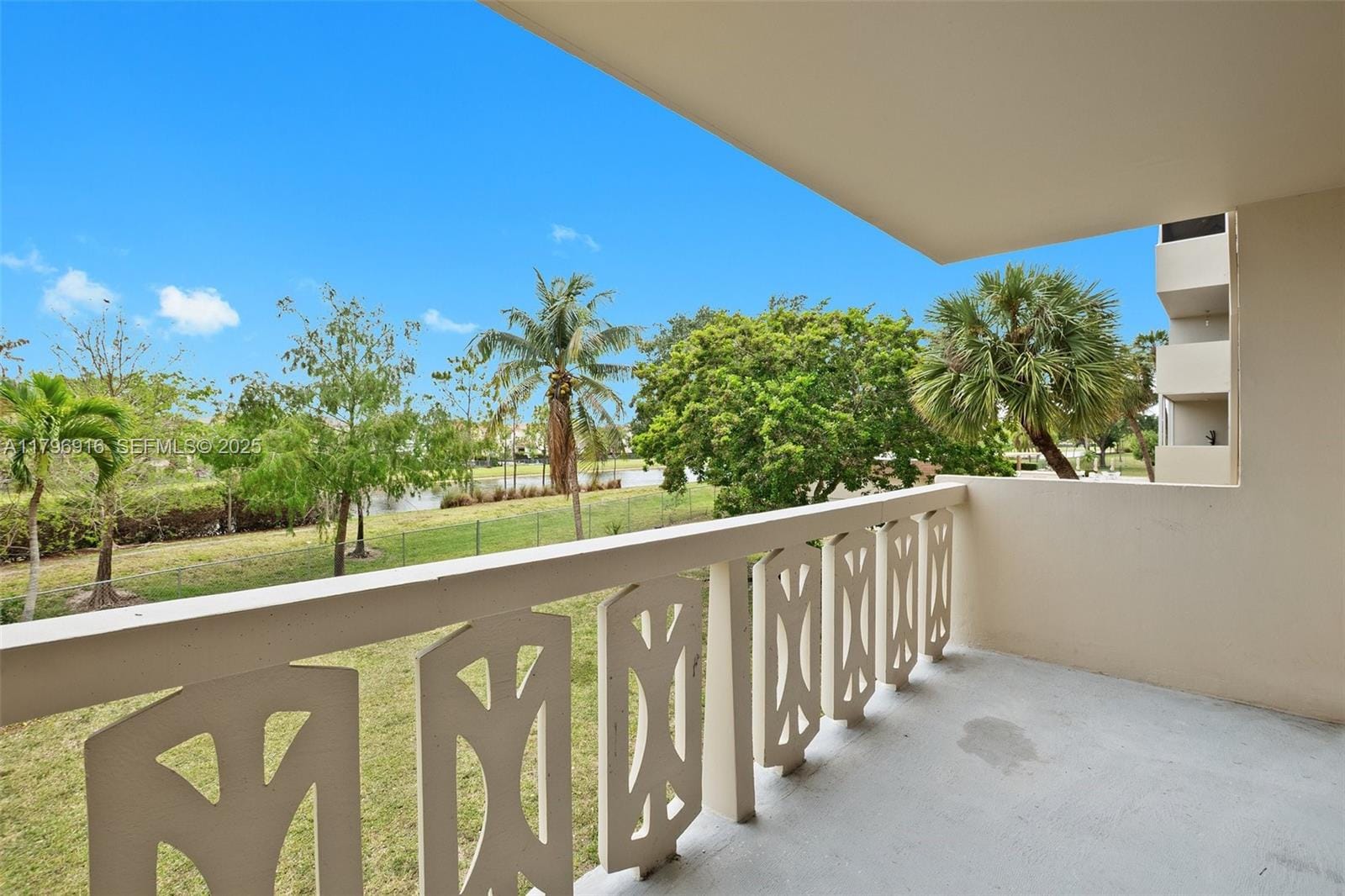 800 NE 195th Street 204, Miami, FL 33179 photo 27