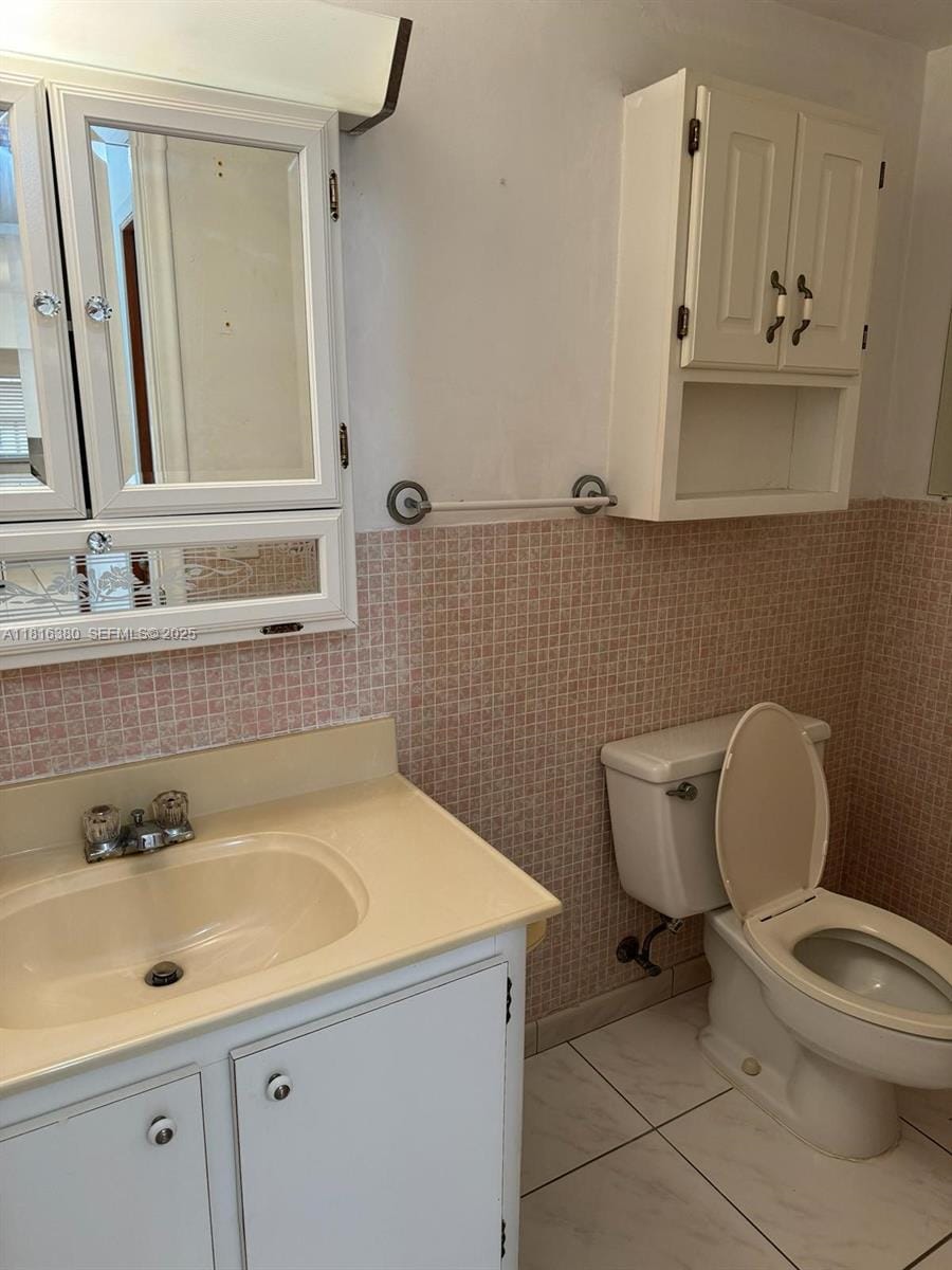 1747 Rodman Street 203, Hollywood, FL 33020 photo 7