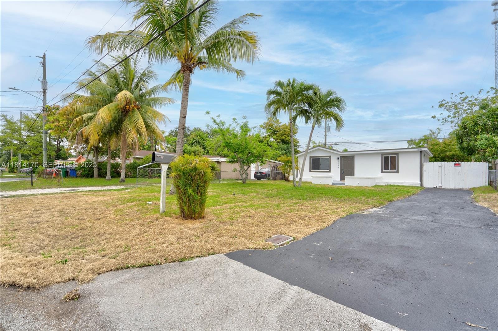 3 bedroom home for sale at 6044 37th, Miramar, FL 33023 — $450,000