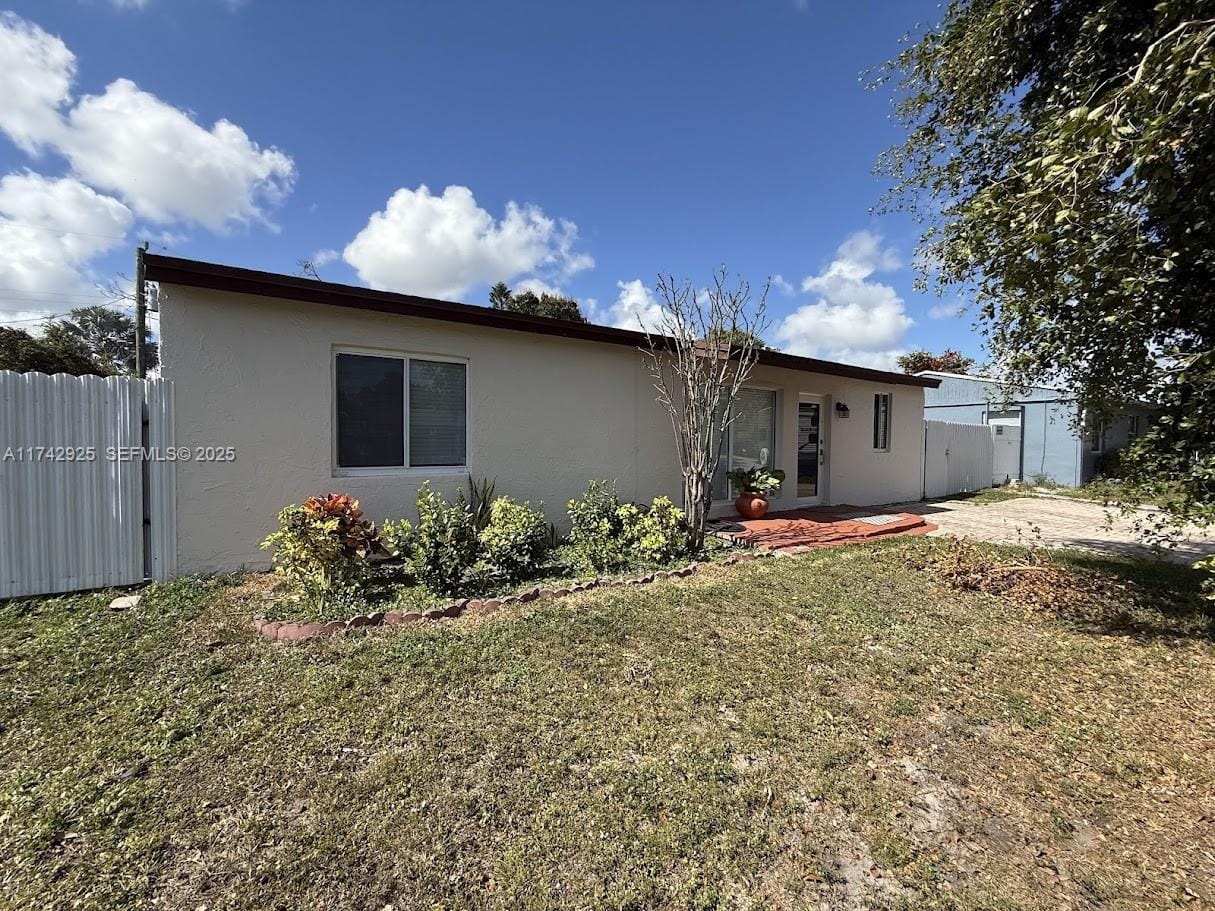 2271 SW 42nd Way, Fort Lauderdale, FL 33317 photo 5