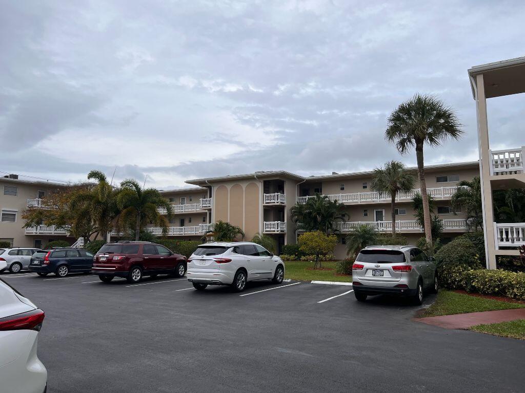 2811 Garden Drive S 107, Lake Worth Beach, FL 33461, Lake Worth Beach