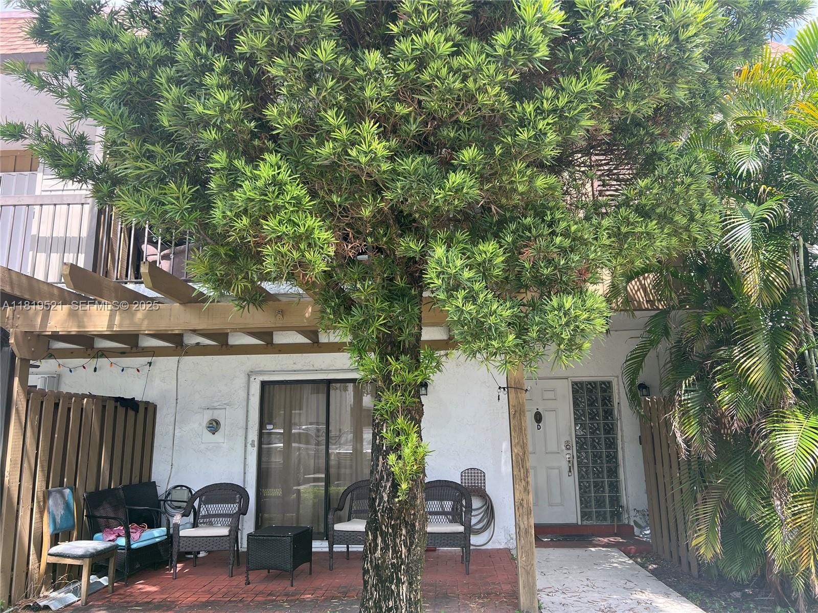 Sold home at 6885 NW 169th Street 66D, Hialeah, FL 33015