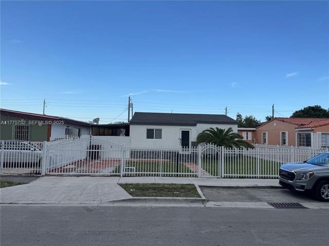 653 SE 8th Place, sold in Hialeah Park, Hialeah, FL