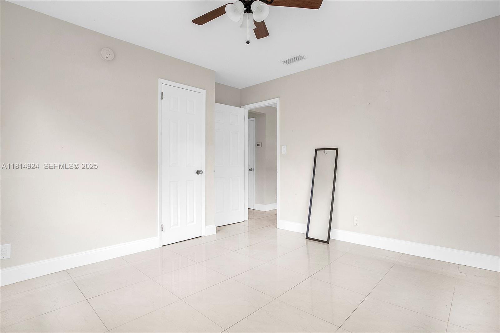 5433 NE 1st Avenue, Oakland Park, FL 33334 photo 24