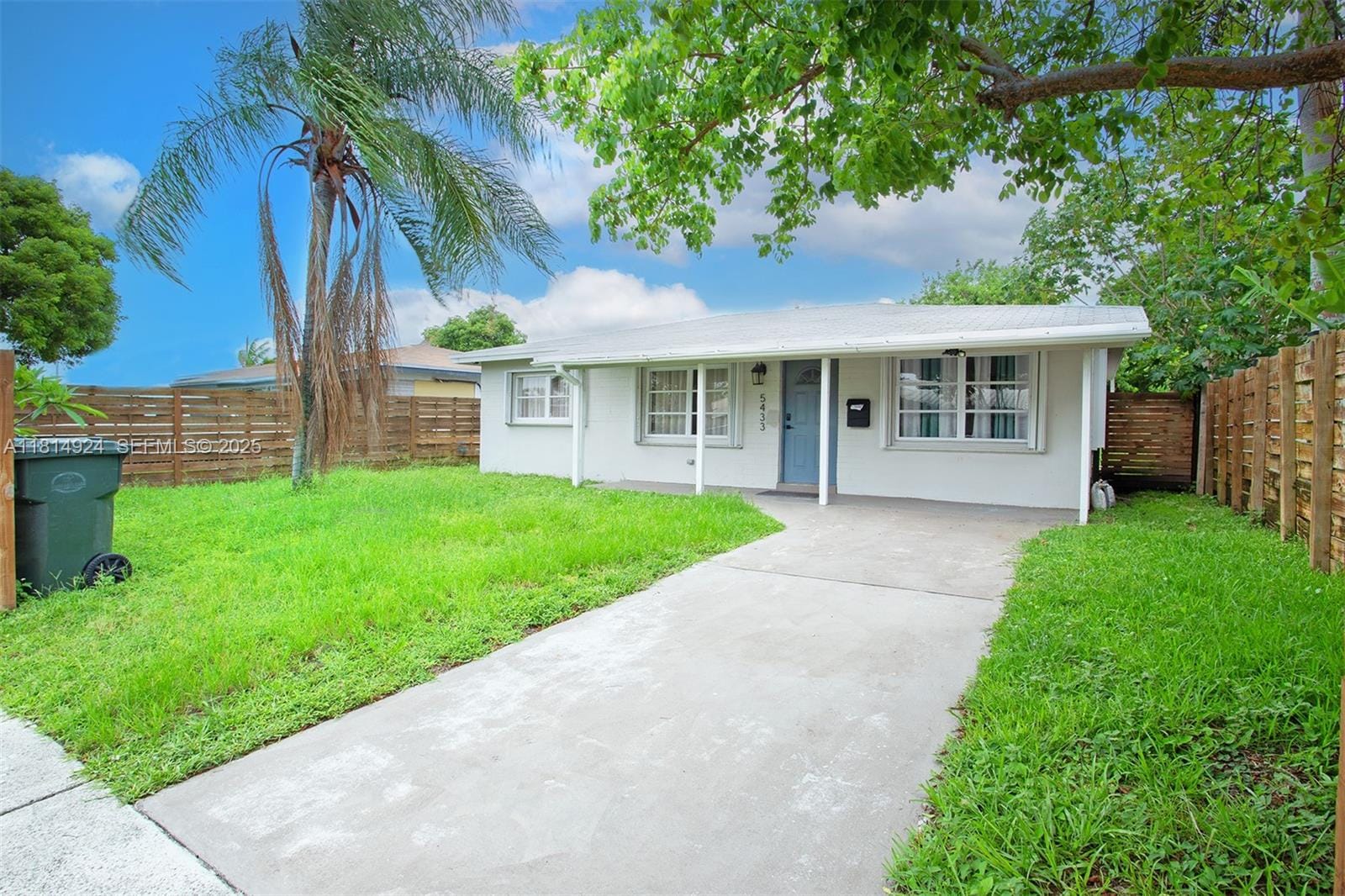 5433 NE 1st Avenue, Oakland Park, FL 33334