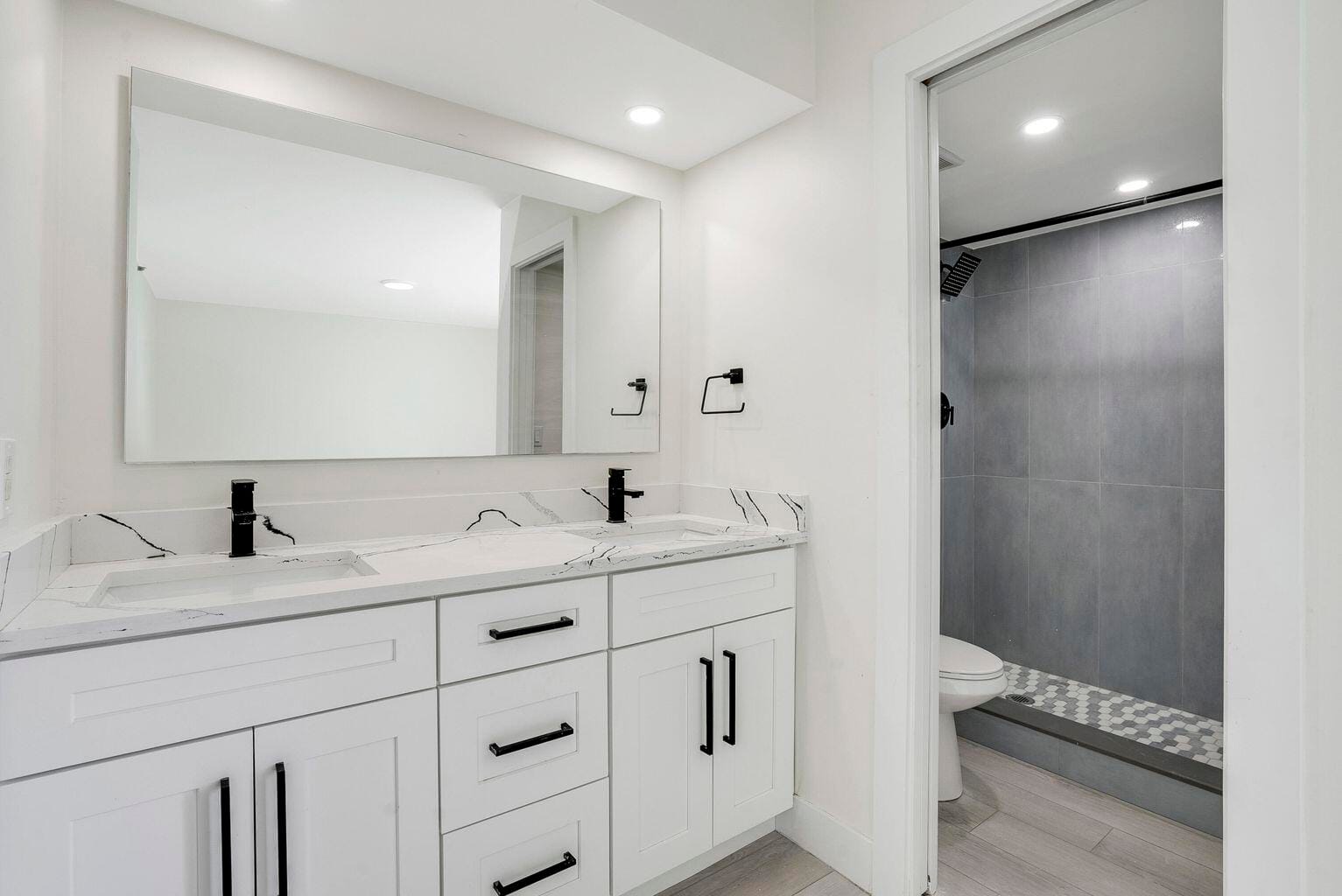 2025 Lavers Circle D208, Delray Beach, FL 33444 photo 13