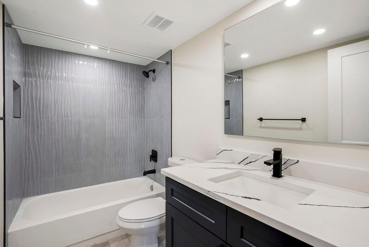 2025 Lavers Circle D208, Delray Beach, FL 33444 photo 18