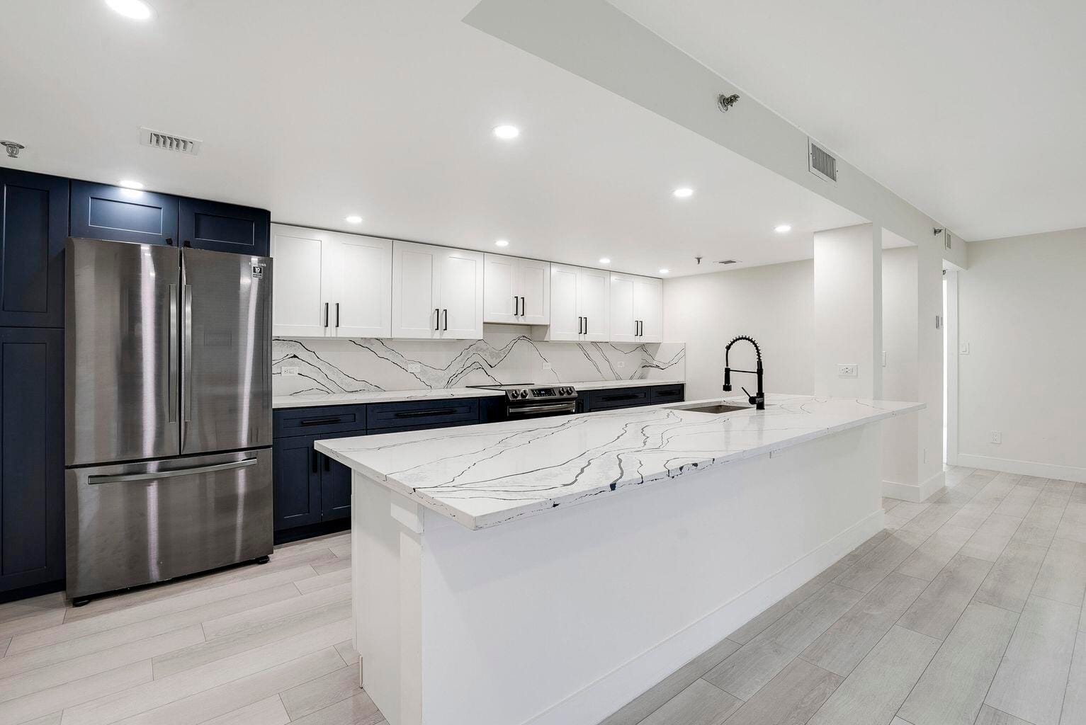 2025 Lavers Circle D208, Delray Beach, FL 33444 photo 7