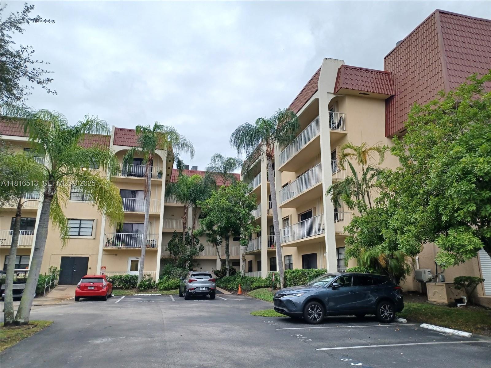 9301 SW 92nd Avenue A320, Miami, FL 33176