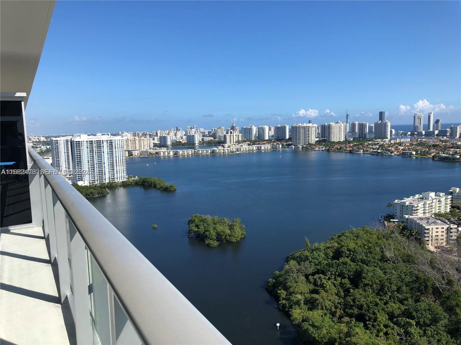 16385 Biscayne Boulevard 2020, North Miami Beach, FL 33160 photo 15