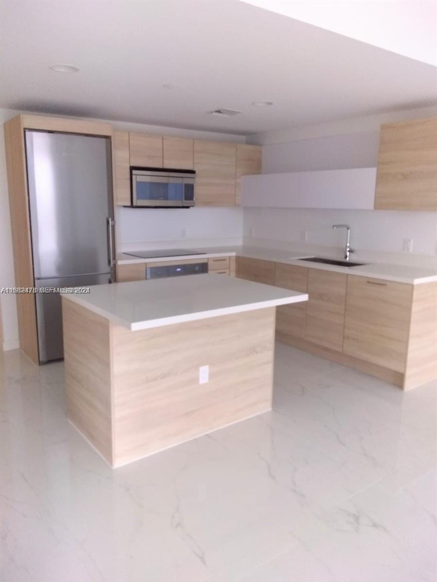 16385 Biscayne Boulevard 2020, North Miami Beach, FL 33160 photo 19