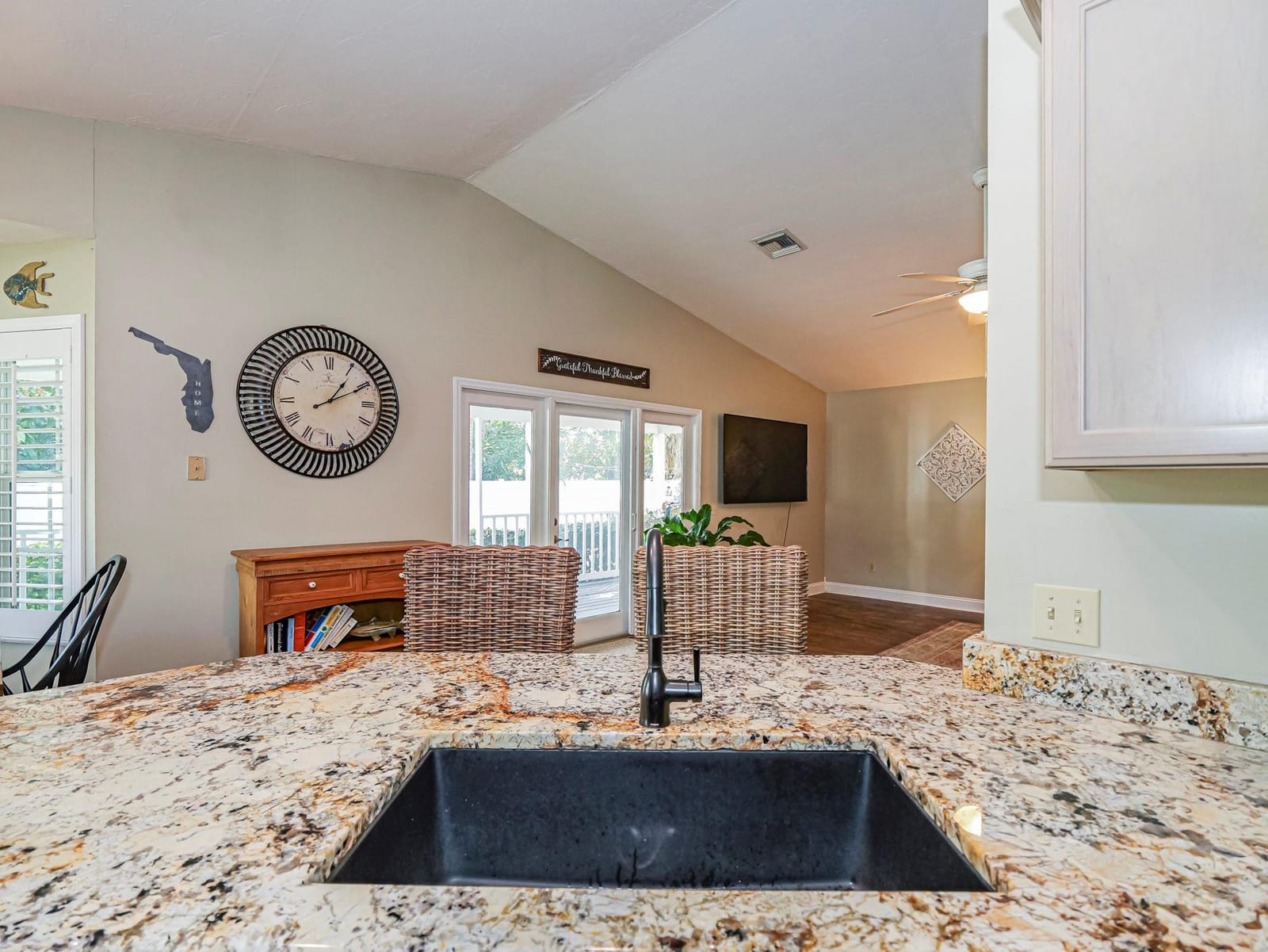 2180 Seville Avenue, Vero Beach, FL 32960 photo 15