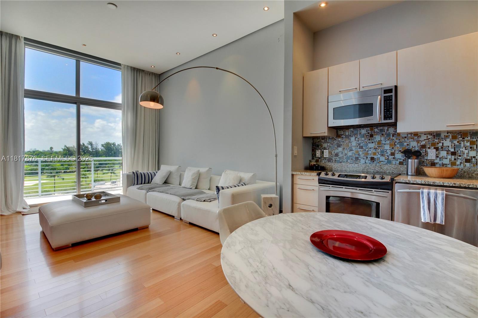 2001 Meridian Avenue PH-21, Miami Beach, FL 33139, Miami Beach