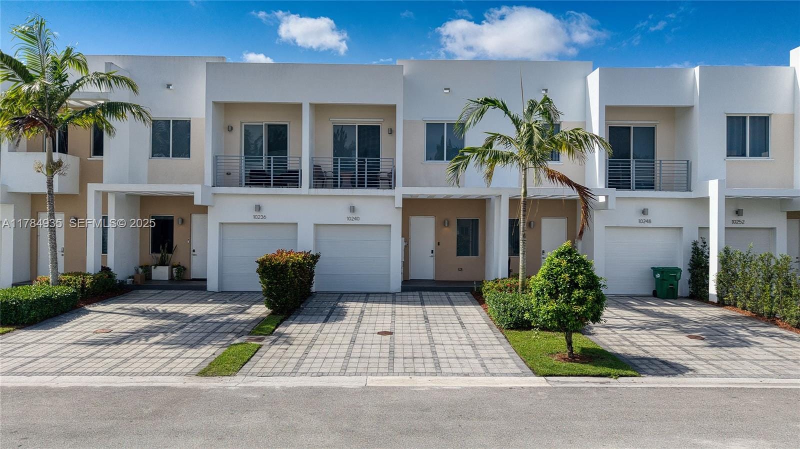 10240 NW 72nd Terrace, Doral, FL 33178 photo 1