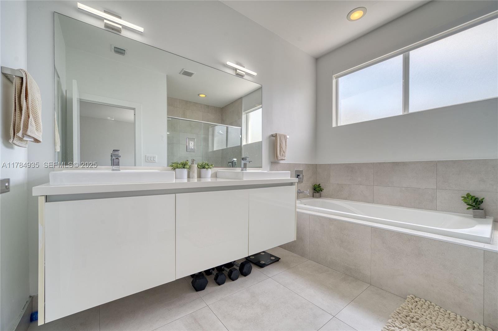 10240 NW 72nd Terrace, Doral, FL 33178 photo 22