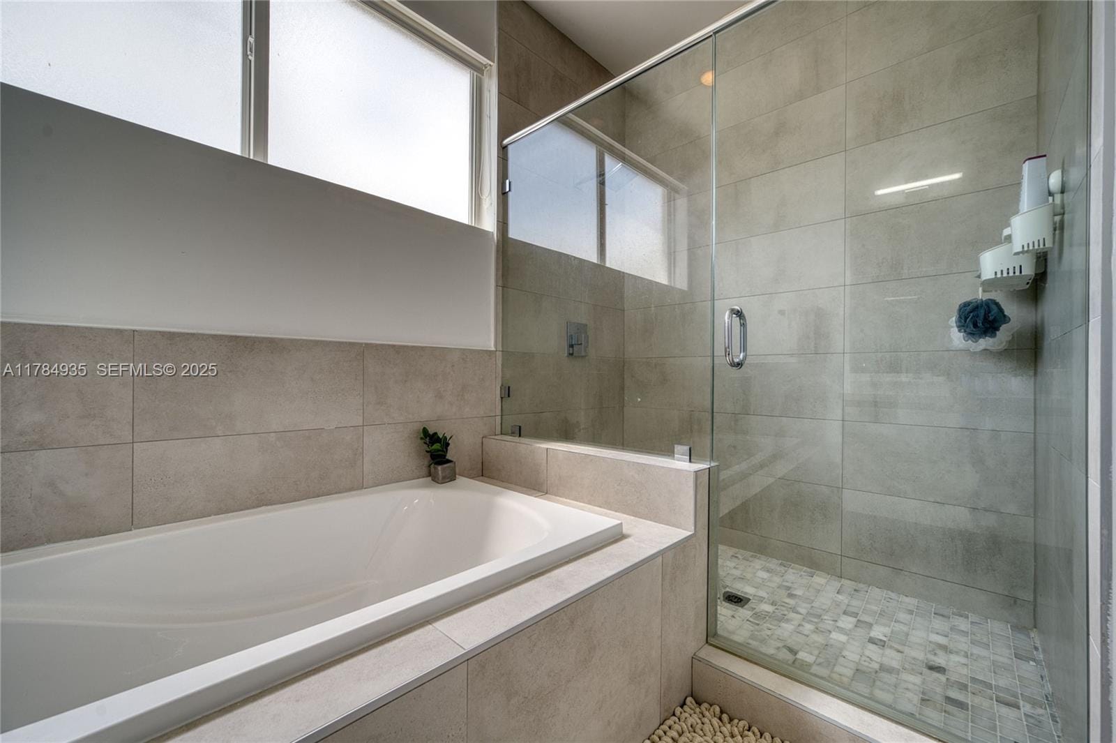 10240 NW 72nd Terrace, Doral, FL 33178 photo 23