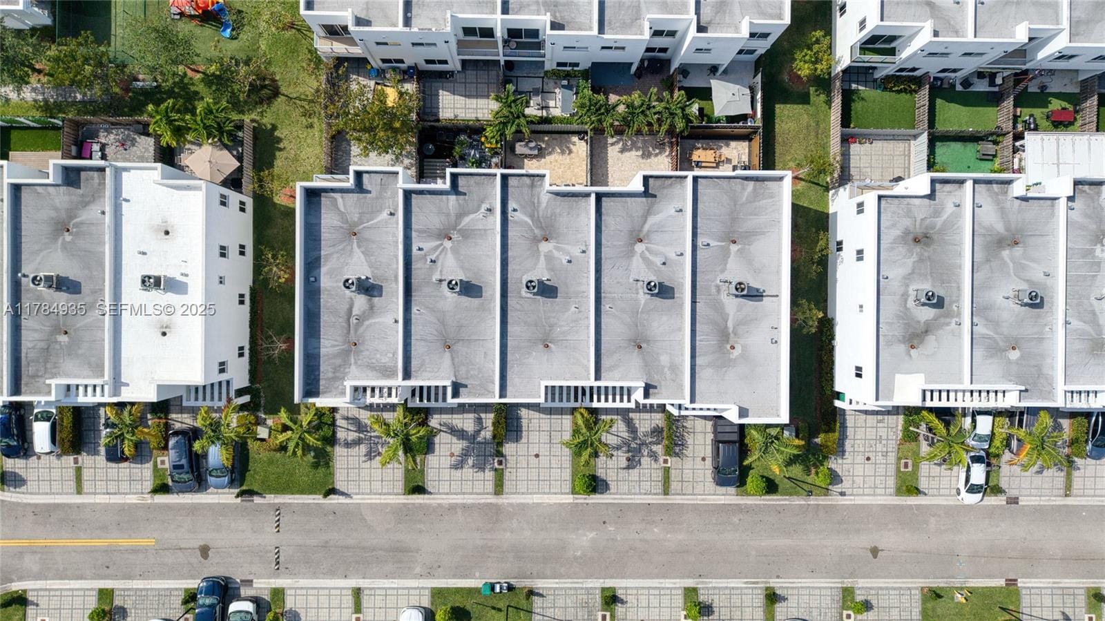 10240 NW 72nd Terrace, Doral, FL 33178 photo 4