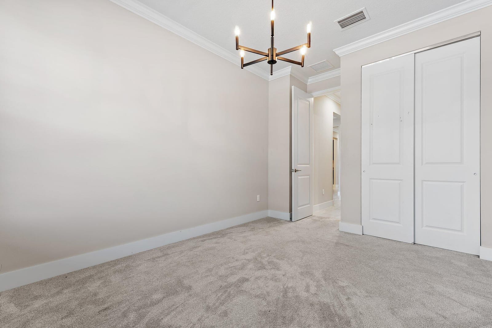 6825 Pointe Of Woods Drive, West Palm Beach, FL 33413 photo 22