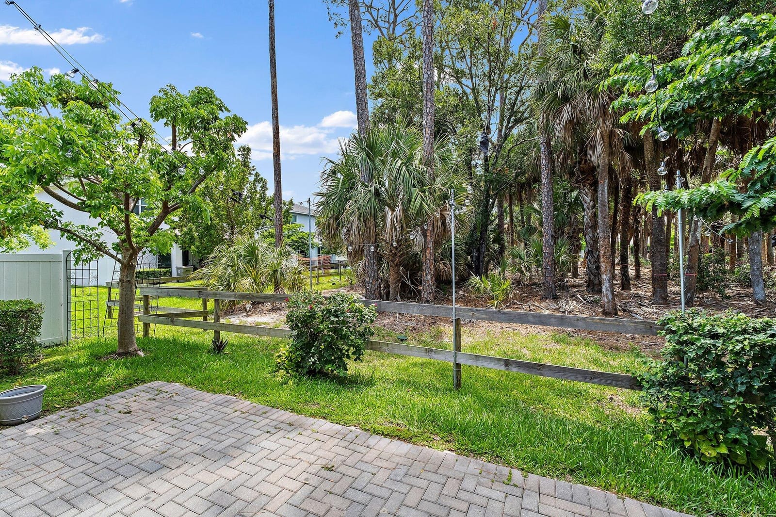 6825 Pointe Of Woods Drive, West Palm Beach, FL 33413 photo 25