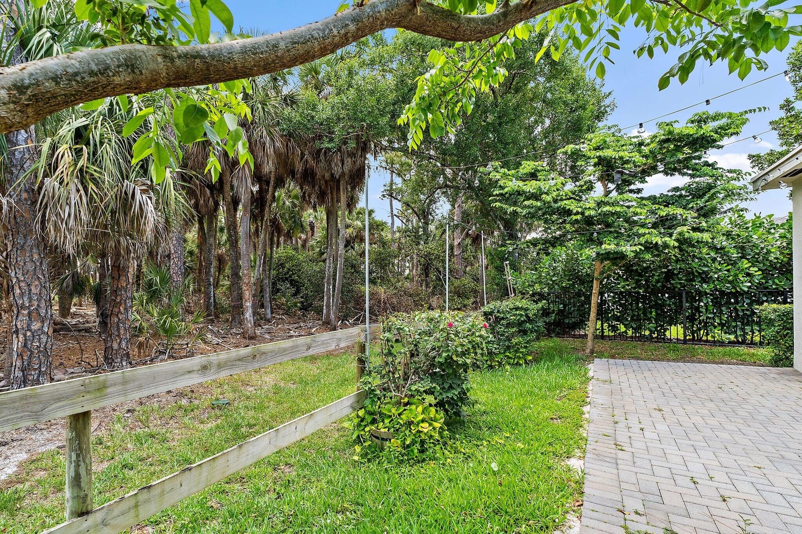 6825 Pointe Of Woods Drive, West Palm Beach, FL 33413 photo 27