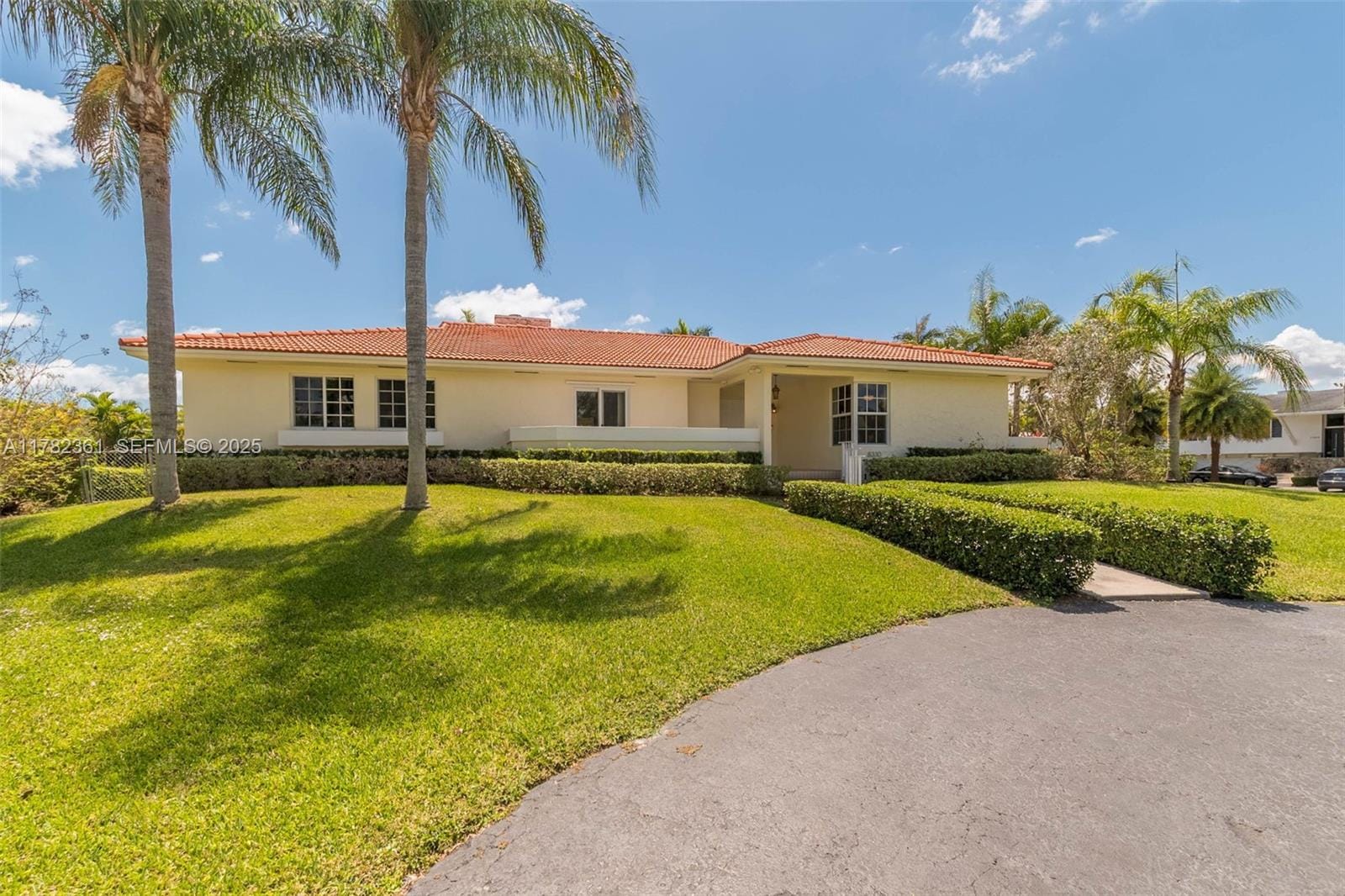8330 SW 176th Street, Palmetto Bay, FL 33157 photo 2