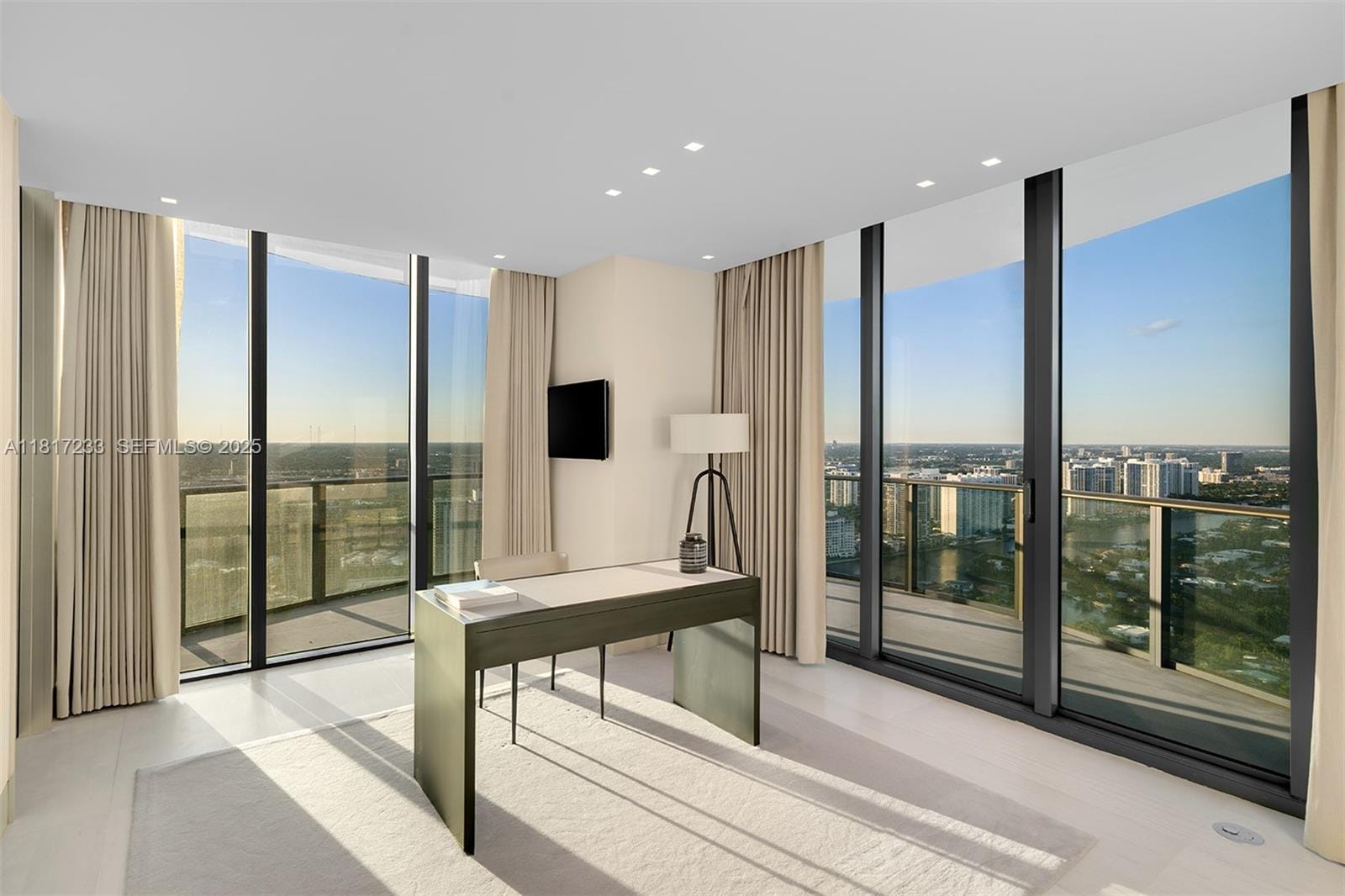 19575 Collins Avenue PH43, Sunny Isles Beach, FL 33160 photo 29