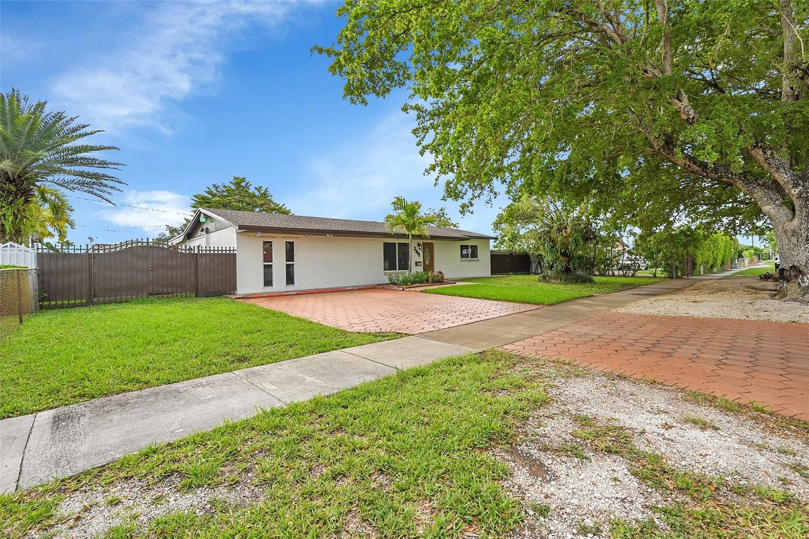 2633 SW 127th Avenue, Miami, FL 33175 photo 4