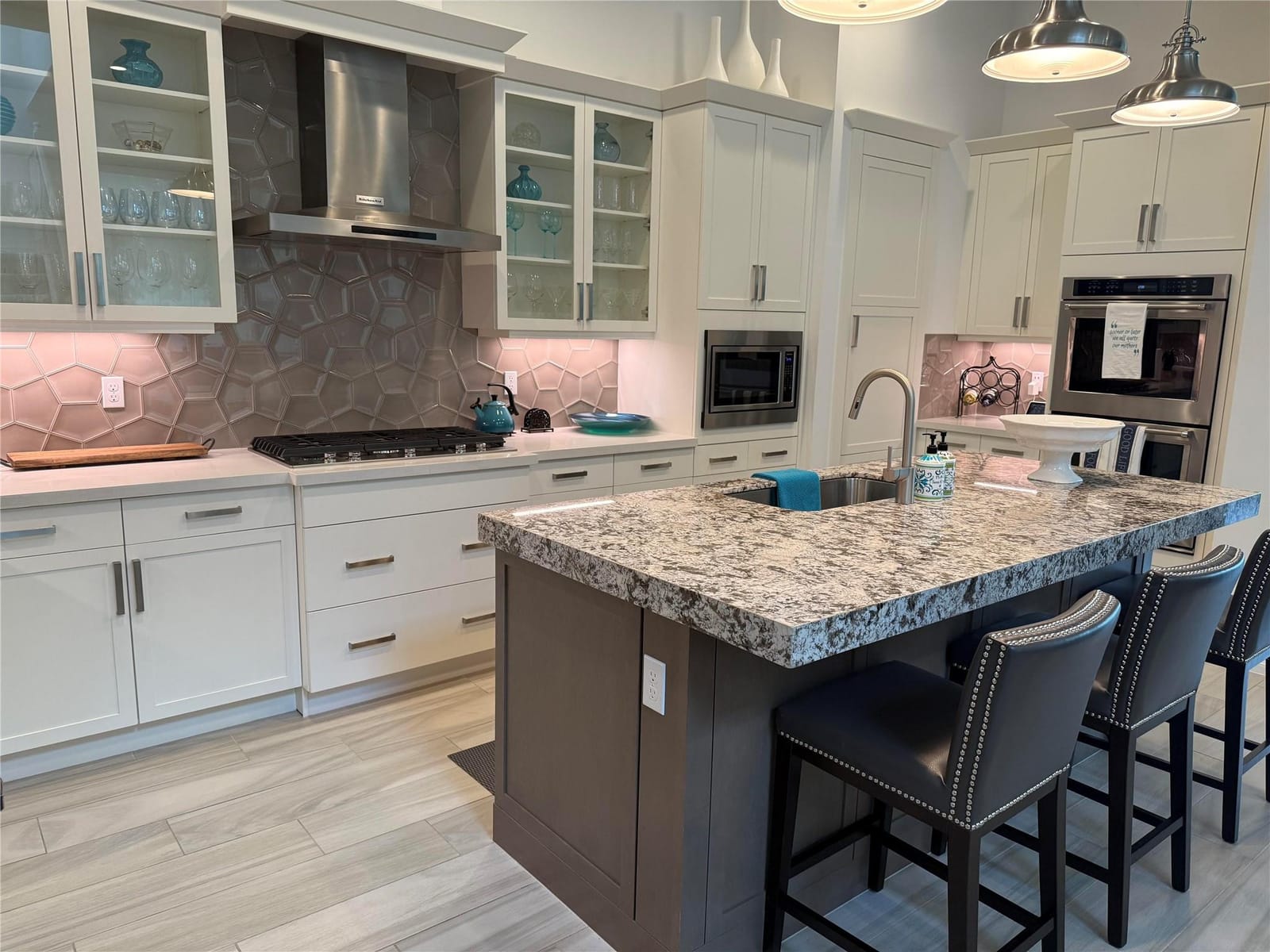 8467 Grand Prix Lane — photo 5
