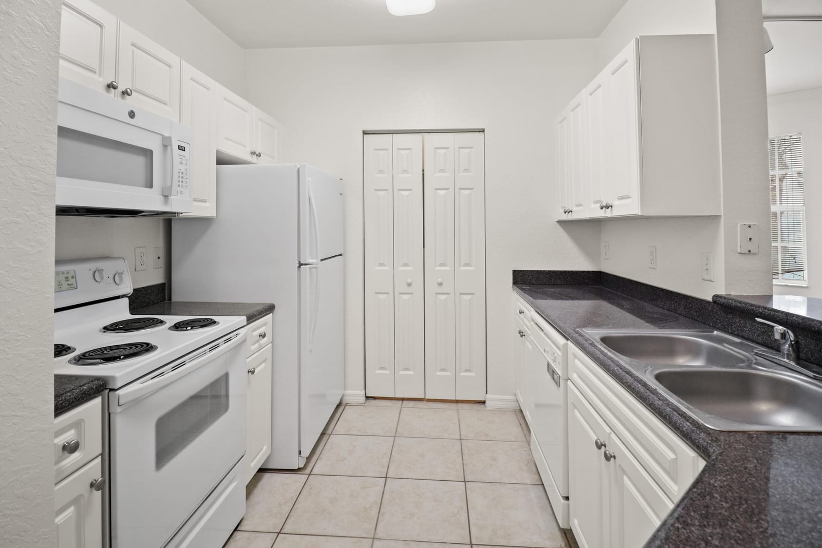 272 SE Kitching Circle, Stuart, FL 34994 photo 10