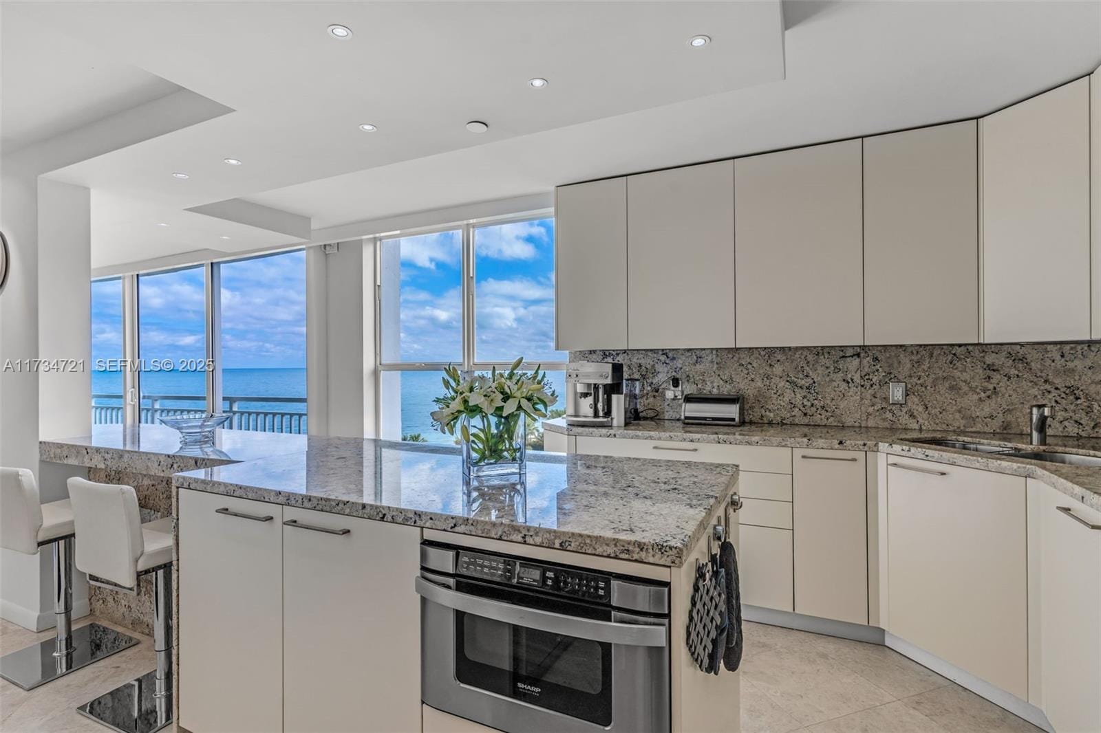 607 Ocean Drive 10J, Key Biscayne, FL 33149 photo 3