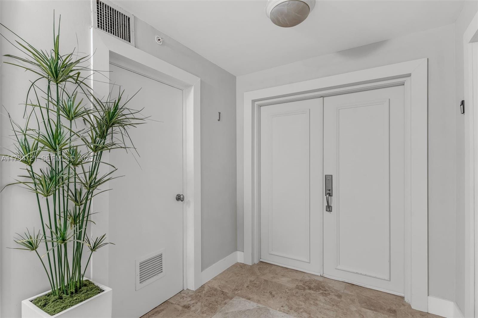 607 Ocean Drive 10J, Key Biscayne, FL 33149 photo 27