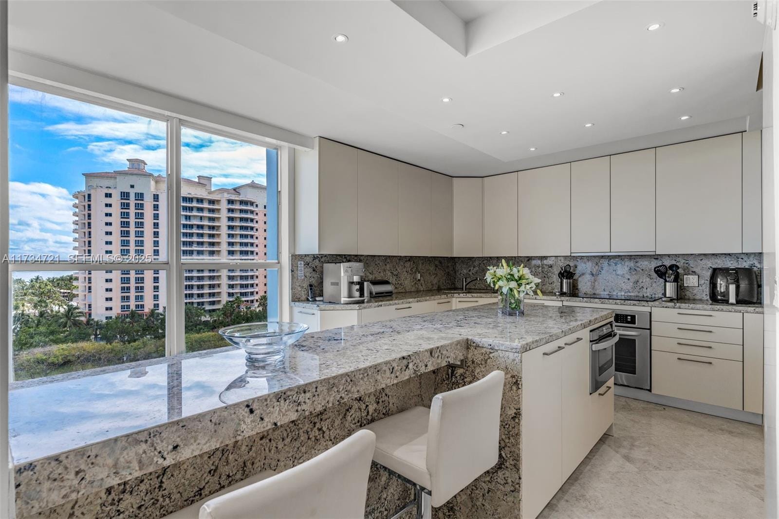607 Ocean Drive 10J, Key Biscayne, FL 33149 photo 5