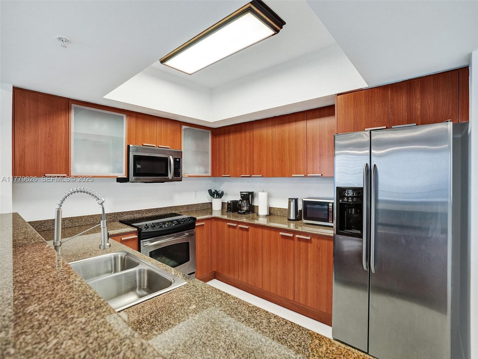 16699 Collins Avenue 2305 — photo 3