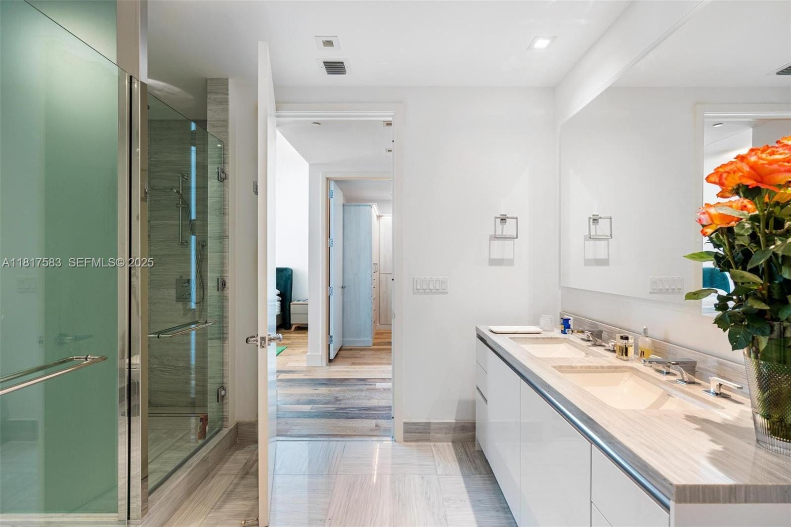 16901 Collins Avenue 902 — photo 10