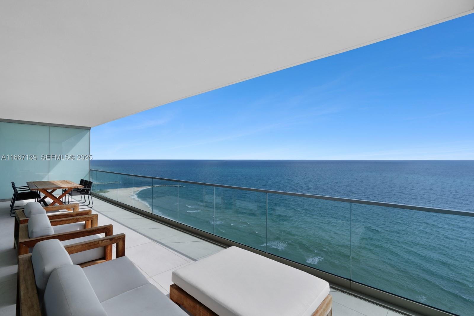 10203 Collins Avenue 2003, Bal Harbour, FL 33154