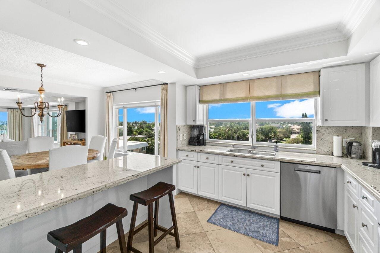 400 Seasage Drive 506, Delray Beach, FL 33483 photo 13