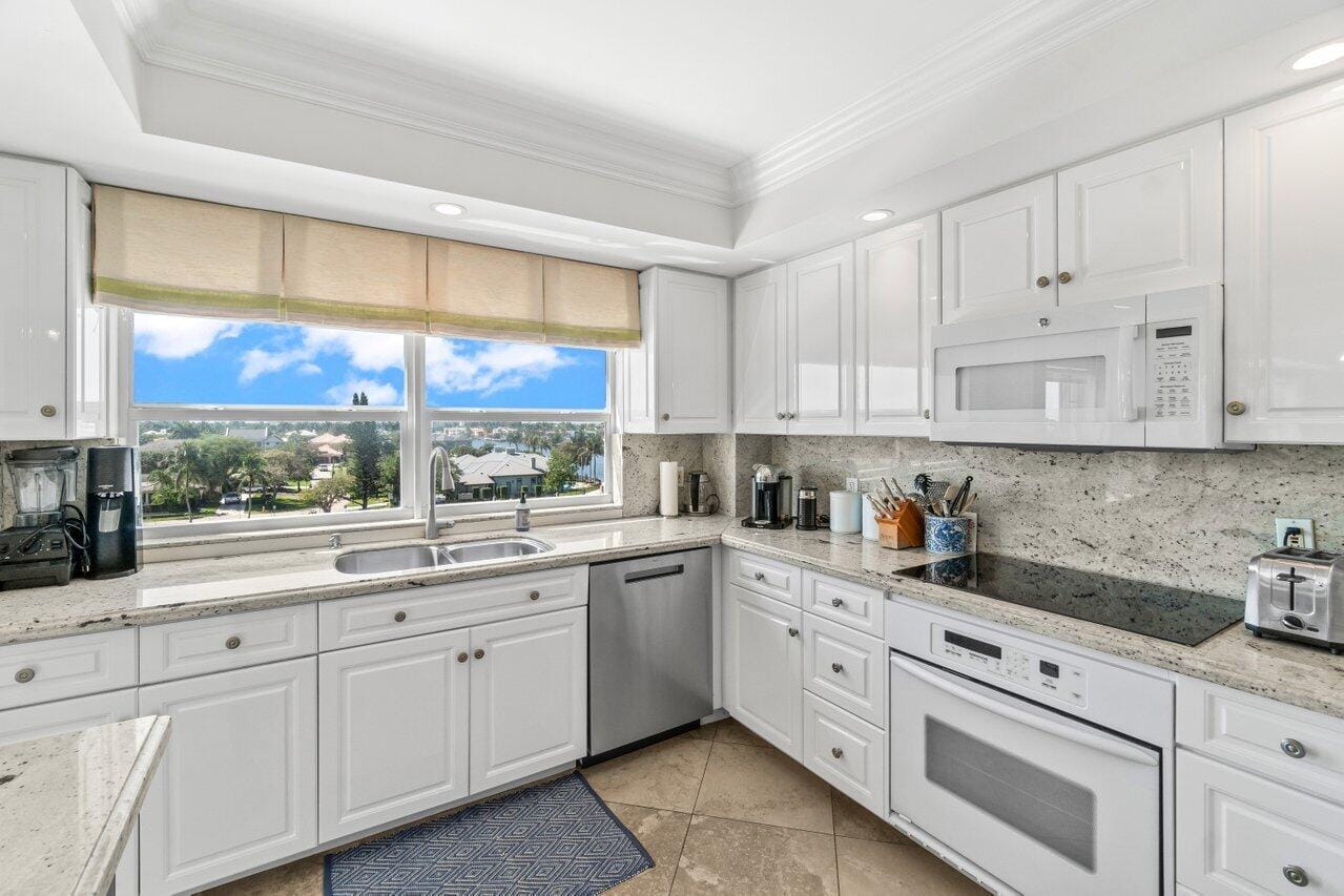 400 Seasage Drive 506, Delray Beach, FL 33483 photo 14