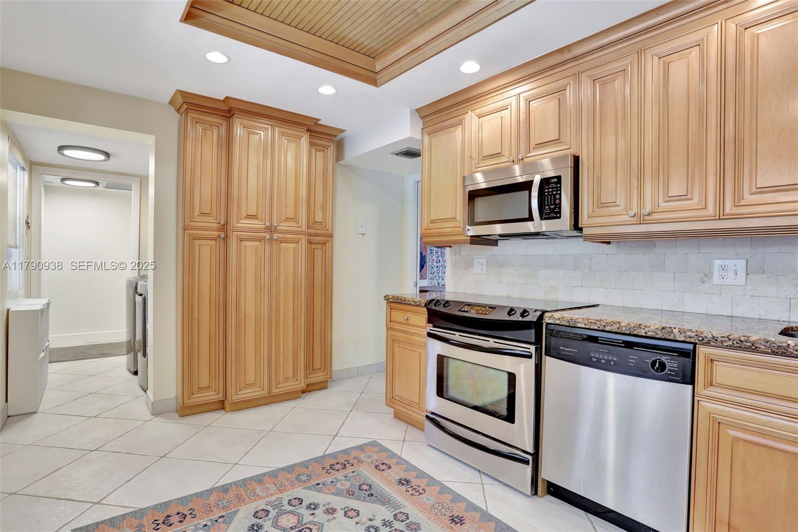 4020 W Palm Aire Drive 204, Pompano Beach, FL 33069 photo 14